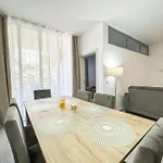 Aqua Dream Retreat D77 Apartman