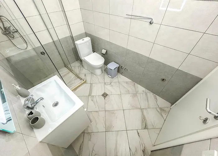 Aqua Dream Retreat D77 Apartmán Golem (Tirana)
